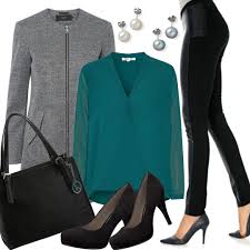 Outfits are cosmetic only, changing the appearance of the player's character, so they do not provide any game benefit although some outfits can be used to blend in the environment. Vero Moda Lange Feminine Jacke Grau About You Bluse Irma Grun Outfit Fur Damenoutfits Zum Nachshoppen Auf Stylaholic