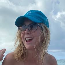 Sabrina C. Schick (@SabrinaCSchick1)