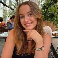 20+ "Thea Stein" profiles