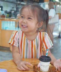 A big milestone day for our family as we sent our very last child off to  her first day of preschool 😭🥹 It surprised absolutely no-one that  #AmelieTam marched into her new