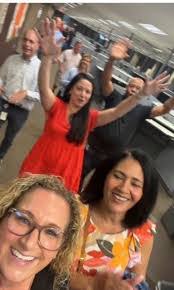 Leigh Collins's Instagram, Twitter & Facebook