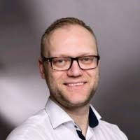 Dr. Tim-Philipp Bruns