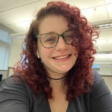 Jackie Abrams's Instagram, Twitter & Facebook