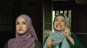 During her semester breaks, she decides to spend her free time in malaysia. Kimchi Untuk Awak 2017 Backdrops The Movie Database Tmdb