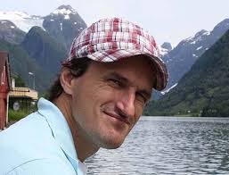 Christian Moller's Instagram, Twitter & Facebook