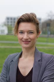 Comnibation of anna and lisa. Goethe Universitat