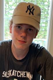 Blake Bratton's Instagram, Twitter & Facebook