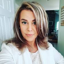 Amazon.com: LUE BONA 26 Inch Swivel Bar Stools Set of 2, Counter Height Bar  Stools with Back, Upholstered Counter Stools, Faux Leather with Stitching,  Metal Legs, Easy Assembly, Black : Home & Kitchen