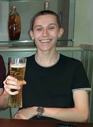 Jack Manifold On Twitter Here Is A Picture Of Me In The Pub Because I Am British Like If You Think I Am British Jack manifold (born august 14, 2002 age 18), previously known online as thunder1408, is a twitch streamer and friend of tubbo and tommyinnit who, as of august 3, 2020. jack manifold on twitter here is a