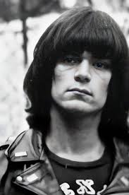 ✍️Rangani Fernando 📚𝙰𝚝 𝚕𝚎𝚊𝚜𝚝 𝚠𝚎 𝚖𝚎𝚝 👣