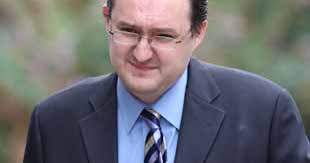 Vile' Oakley escapes jail