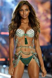 In 1999, heidi klum wore the millennium bra, while victoria's secret angel. Victoria S Secret Fashion Show 2016 Everything You Need To Know About Jasmine Tookes Fantasy Bra Photos