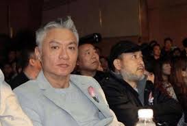 Wilson lam was born in hong kong, british crown colony as jun yin lam. æ‹'çµ•æž—é'éœžè¡¨ç™½ èˆ‡åŠ‰å˜‰çŽ²æˆ€æ„›3å¹´ è½‰èº«å¨¶å¥¹äººçš„æž—ä¿Šè³¢ä»Šæ€Žéº¼