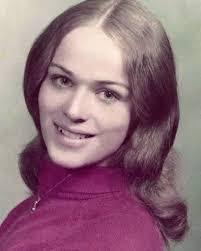 Donna Mcguire's Instagram, Twitter & Facebook