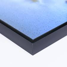 Materiale crilex ad alta trasparenza ed anti ingiallimento, con spessore di 1 cm. Mira Cornice In Alluminio Quadro 60x80 Cm Nero Opaco Vetro Artificiale Antiriflesso Tuttocornici It