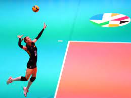 El principal objetivo de esta investigación es que sus lectores se sientan estimulados a poner en práctica la técnica del saque del voleibol, y los tipos de saques que se deben practicar para un juego efectivo. Servicio O Saque En Voleibol