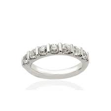 We did not find results for: Alliance En Or Blanc 18 Carats Et Diamants 1 50 Carat Serti Barrette