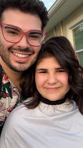 Chopped off the old and brought in the new for my beautiful niece Aubrey!  ✂️ We went from grown-out bleach to a fresh, layered lob with a boost of  @oligopro Calura gloss to enrich her natural color. ...