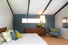 Mid century modern modern black accent wall bedroom. 24 Mid Century Modern Bedroom Decorating Ideas