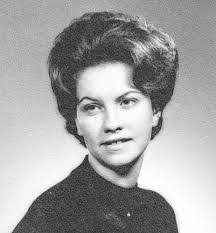 Sharon Wozniak's Instagram, Twitter & Facebook