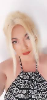 ISO: A new hair girl! I am new to the area! Be brutally honest!! Also,for  reference, I want to be icy platinum blonde.