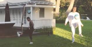 The gate to neymar's airbnb beverly hills mansion (image: Watch Justin Bieber And Neymar Play Keepie Uppie In Beverly Hills