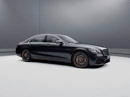 Disco in plexiglass nero lucido su misura. Mercedes S65 Amg Final Edition Lusso E Potenza