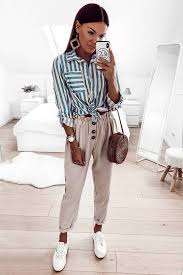 30 Smart Brunch Outfits To Dress Up For Weekend Brunch Outfits Fall Sunday Brunch Outfit Brunch Outfit Winter