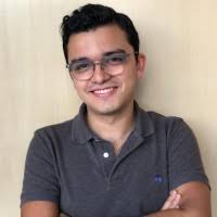 1400+ perfiles de «Renderos»