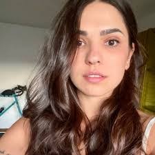 Maria Ostrowski's Instagram, Twitter & Facebook