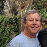 Robert Lear's Instagram, Twitter & Facebook