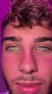 Raleigh Patterson's Instagram, Twitter & Facebook