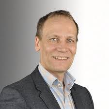 Frank Holst's Instagram, Twitter & Facebook