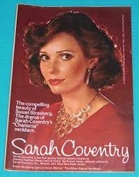 1975 SARAH COVENTRY JEWELRY AD SUSAN STRASBERG CHARISMA NECKLACE