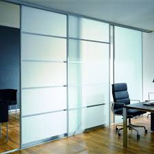 Schiebeelemente Im Buro Als Trennwand Massanfertigung Schiebewand Glastrennwand Glaswand Raumzonen Trennwan Glastrennwand Schiebetur Glasschiebetur