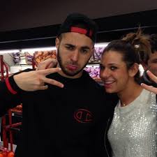 See his all girlfriends' names and complete biography. Karim Benzema Et Sa Soeur Nafissa Mini Dialogues