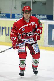 Флориан зеллер / florian zeller. Sebastian Deml Und Andreas Baumer Verlangern In Miesbach Vier Abgange Eishockey News
