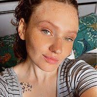 The Girls Bathroom: The Must-Have Book for Messy, Wonderful Women by Cinzia  Baylis-Zullo