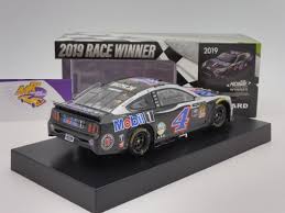 All races on the nascar circuit for the past several years all have had. Mrs Modellautos Lionel Racing Wx41923mbkhq Ford Nascar Serie 2019 Kevin Harvick Mobil 1 Michigan Winner 1 24