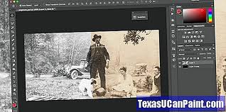 Warna objek utama dan background hampir menyatu karena pecah. Cara Memulihkan Foto Keluarga Lama Dengan Mudah Menggunakan Photoshop Teknologi 2021