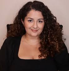 Ellis Choi's Instagram, Twitter & Facebook