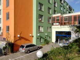 Die schwestern , pfleger und mirtarbeiter sind sehr nett und auch immer adrett und vor. Johannes Janicke Haus In Halle Saale Auf Wohnen Im Alter De