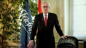 Luis Solana denuncia ante la policía y la CNMV coacciones y amenazas por  Ezentis