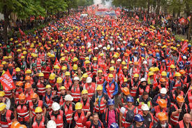Syndicat des dockers du havre. Le Havre Greve Au Port Du Havre En Solidarite Avec Deux Dockers Convoques Au Tribunal Action Communiste