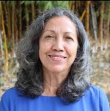 Biblioteca "Julia Esquivel" Autora Elsa Tamez Doctora en Teología por la  Universidad de Lausanne (Suiza). Profesora de Estudios Bíblicos en la  Universidad Bíblica Latinoamericana, San José (Costa Rica). Nació en  México, en