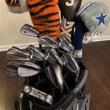Our large selection of cartoon golf headcovers are excellent gift ideas for the golfer in your life. Iron Headcovers Or No Golf Clubs Team Titleist