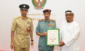 Police jobs openings and salary information in uae. Dubai Police Honour Emirati For Returning Dhs12 000 Gulftoday