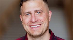 We Survived a Hurricane & How Pineapples are Changing the Dating Game