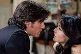 It hasn't started here in the us yet, it starts this coming monday. Daniel Arenas Cuenta Por Que No Estuvo De Acuerdo Con El Final De Teresa La Novela Donde Casi Lo Echan