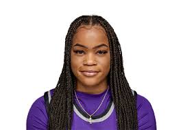 Jada Holland's Instagram, Twitter & Facebook